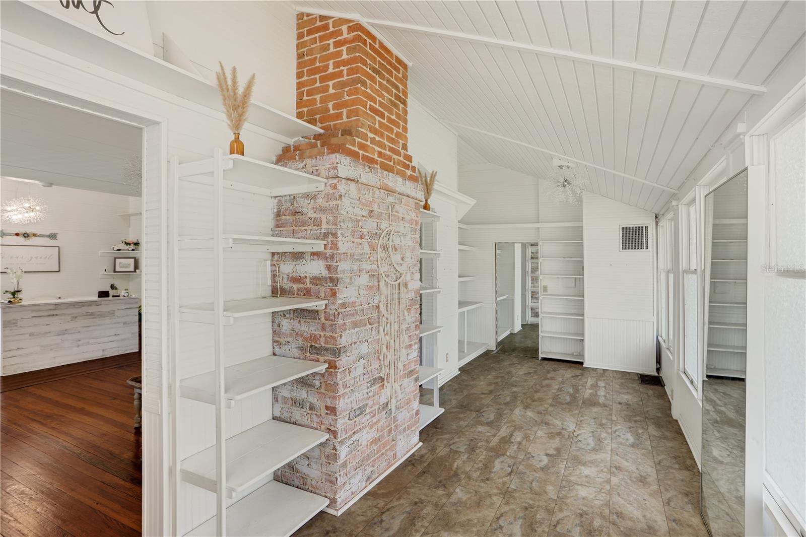 18741 HIGH SPRINGS MAIN ST, HIGH SPRINGS, FL, 32643