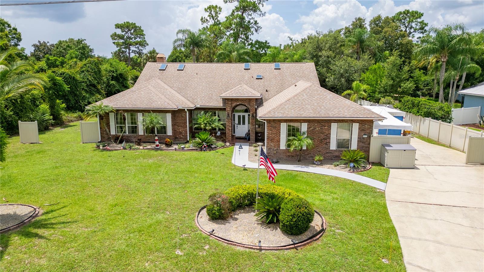 463 N PINE MEADOW DR, DEBARY, FL, 32713
