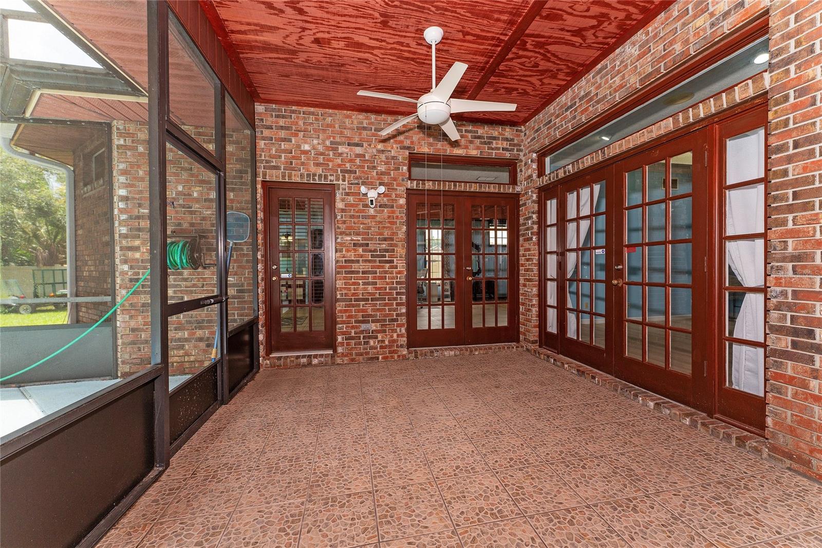 463 N PINE MEADOW DR, DEBARY, FL, 32713