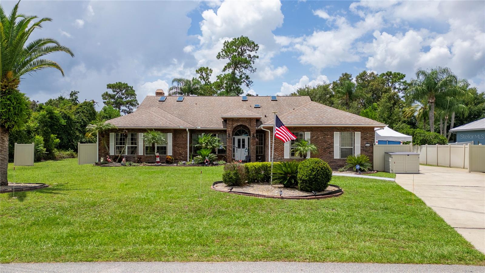 463 N PINE MEADOW DR, DEBARY, FL, 32713
