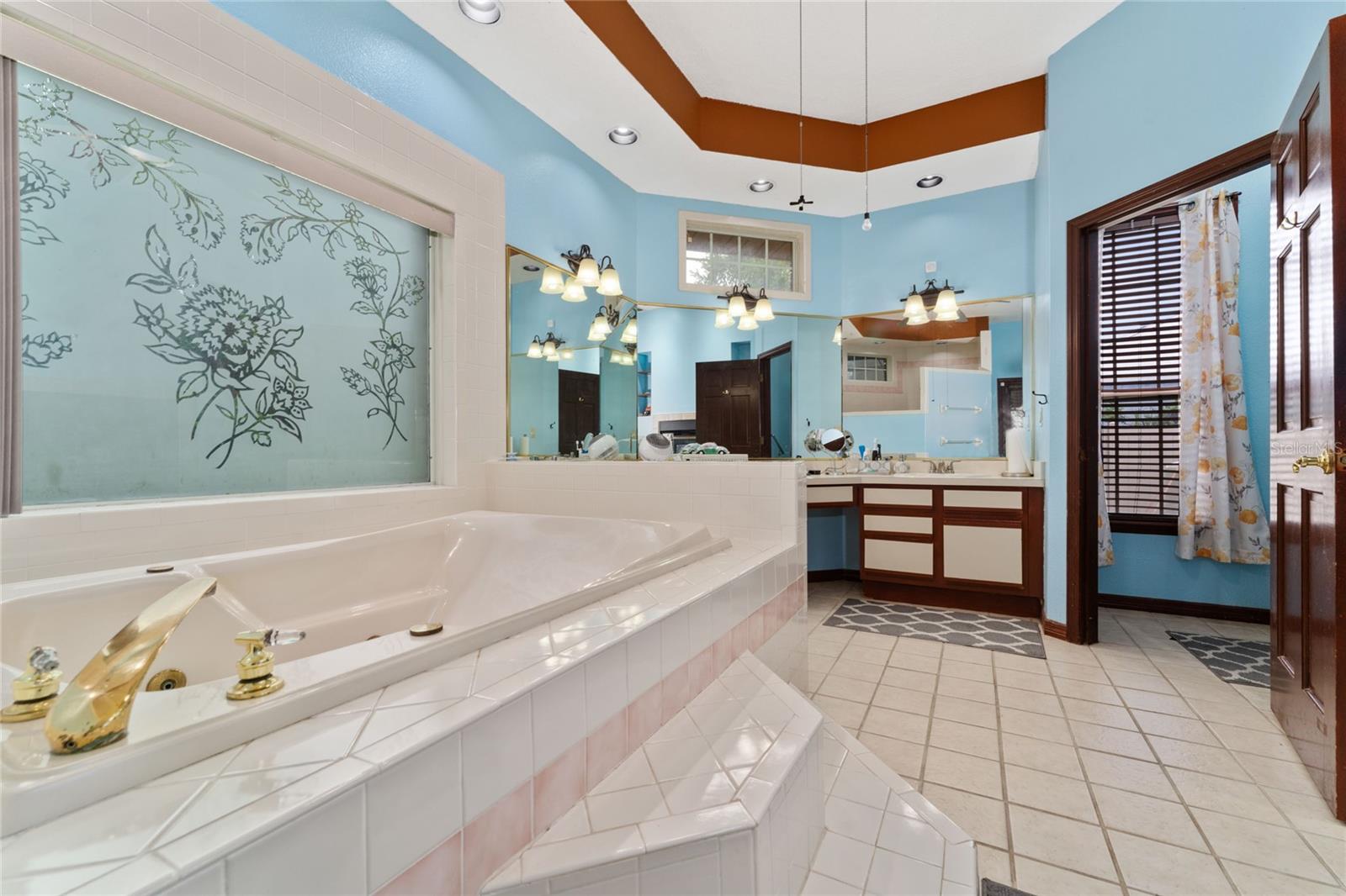463 N PINE MEADOW DR, DEBARY, FL, 32713