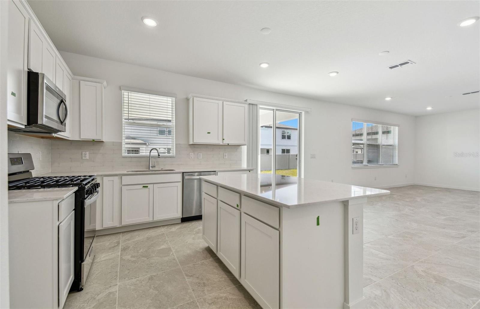 1244 KAZAZ CT, ZEPHYRHILLS, FL, 33540