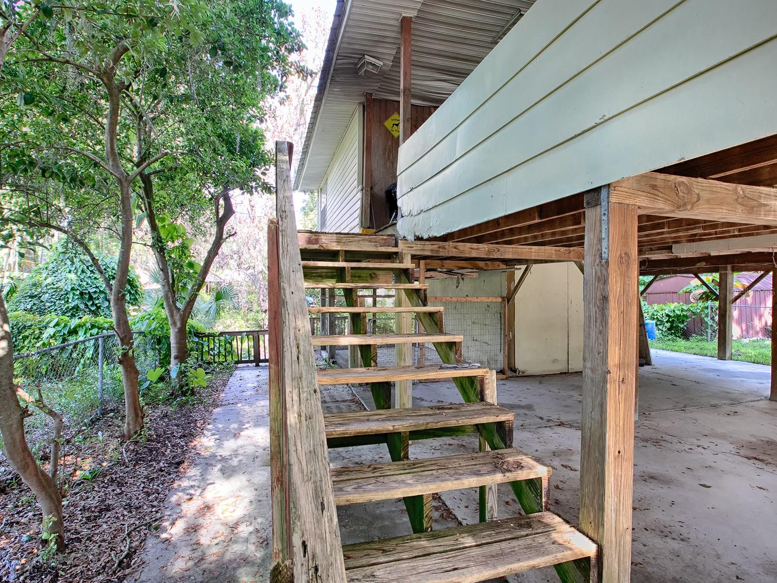 853 CR 484, LAKE PANASOFFKEE, FL, 33538