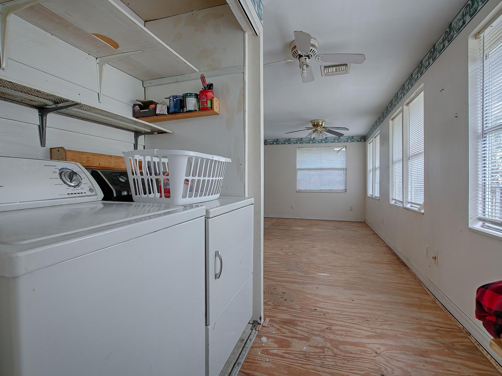 853 CR 484, LAKE PANASOFFKEE, FL, 33538