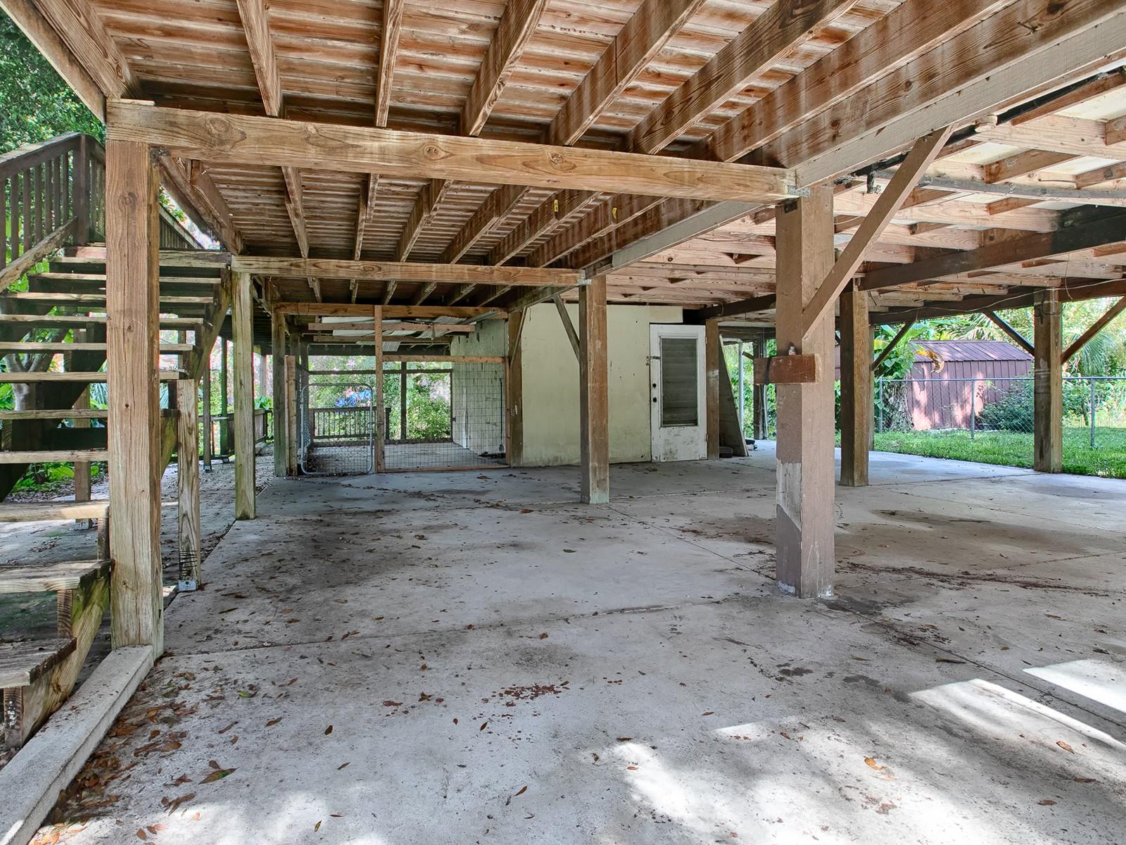 853 CR 484, LAKE PANASOFFKEE, FL, 33538