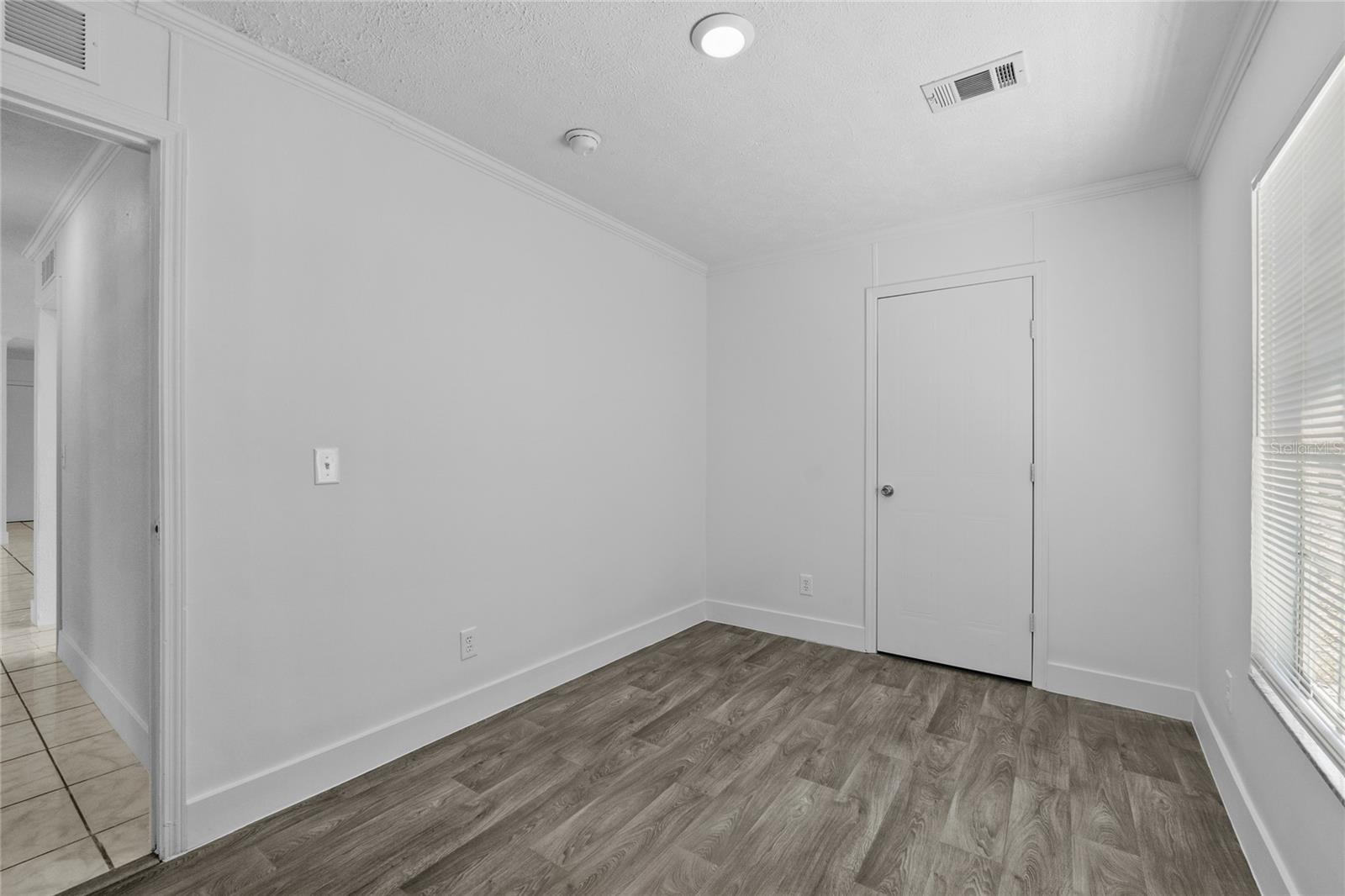 10900 LAKE DR, NEW PORT RICHEY, FL, 34654