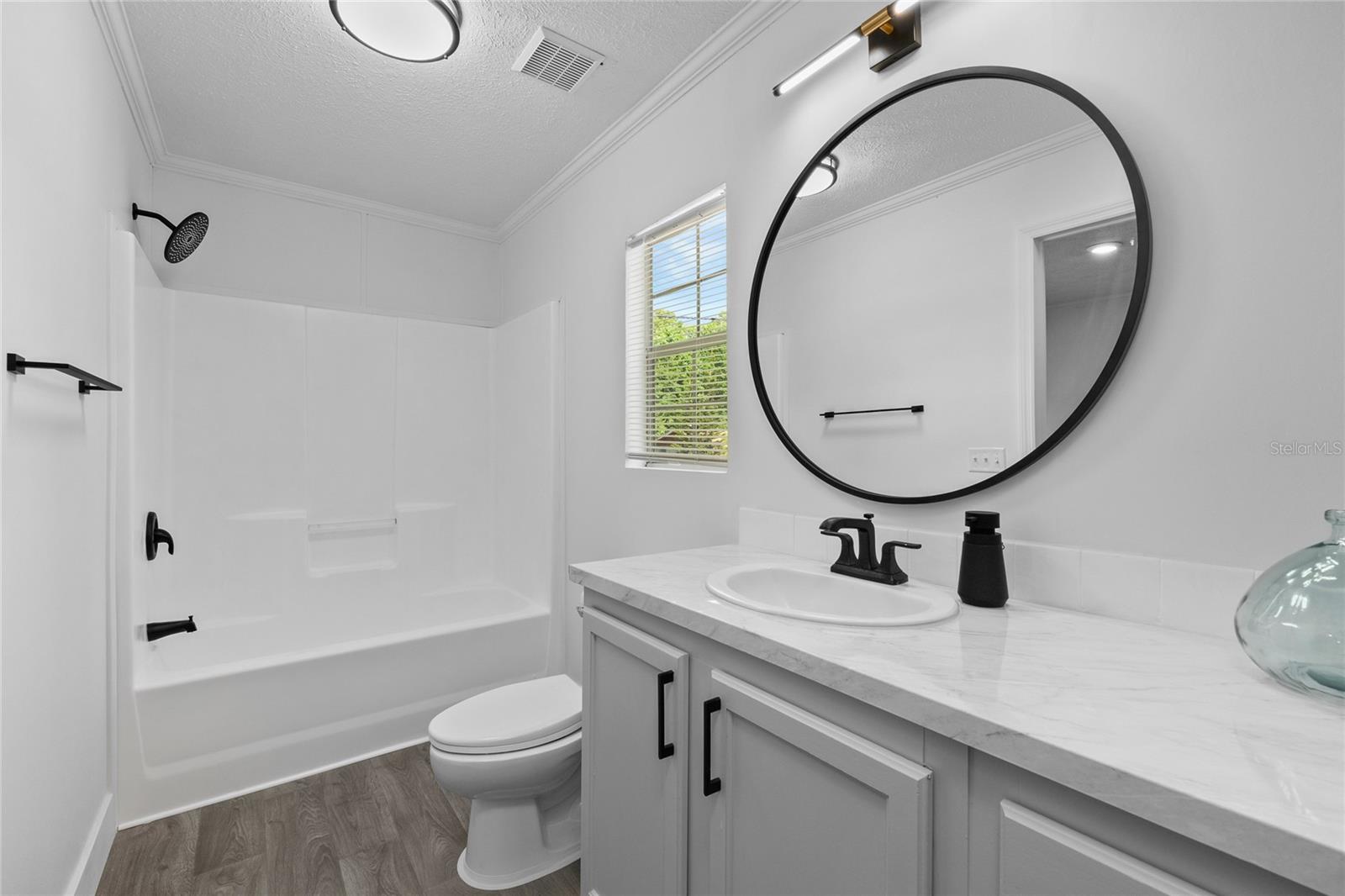 10900 LAKE DR, NEW PORT RICHEY, FL, 34654