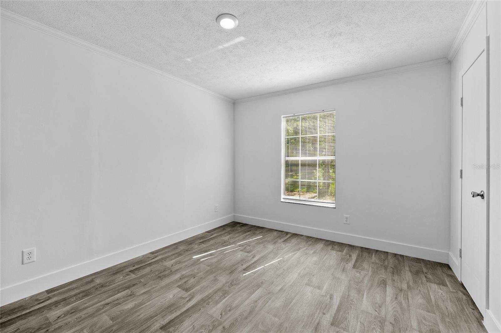 10900 LAKE DR, NEW PORT RICHEY, FL, 34654