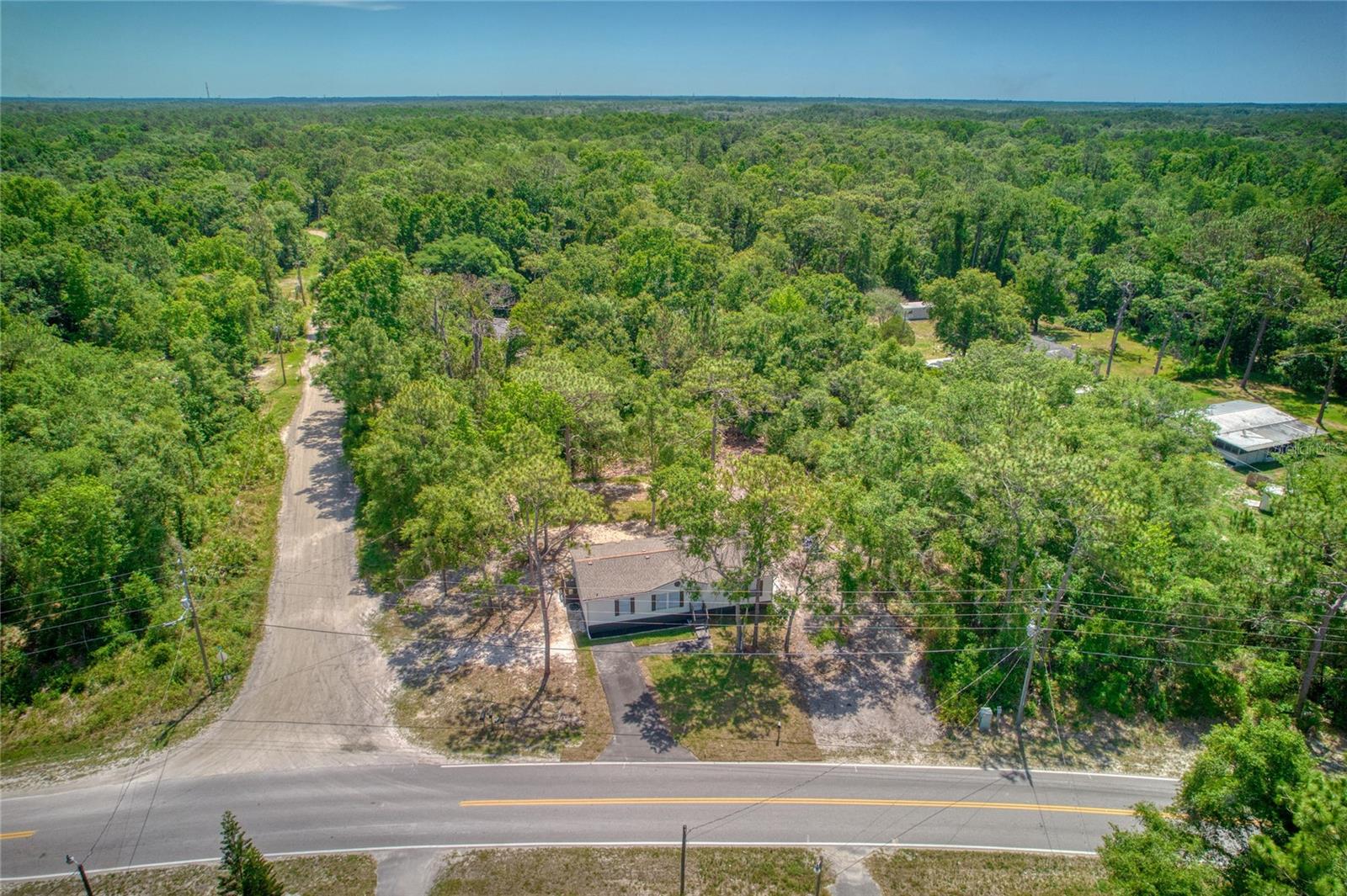 10900 LAKE DR, NEW PORT RICHEY, FL, 34654
