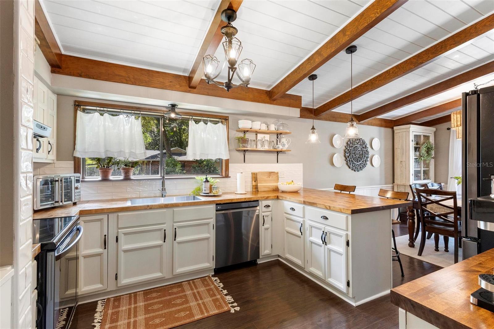 2101 STRATFORD DR, DELAND, FL, 32724