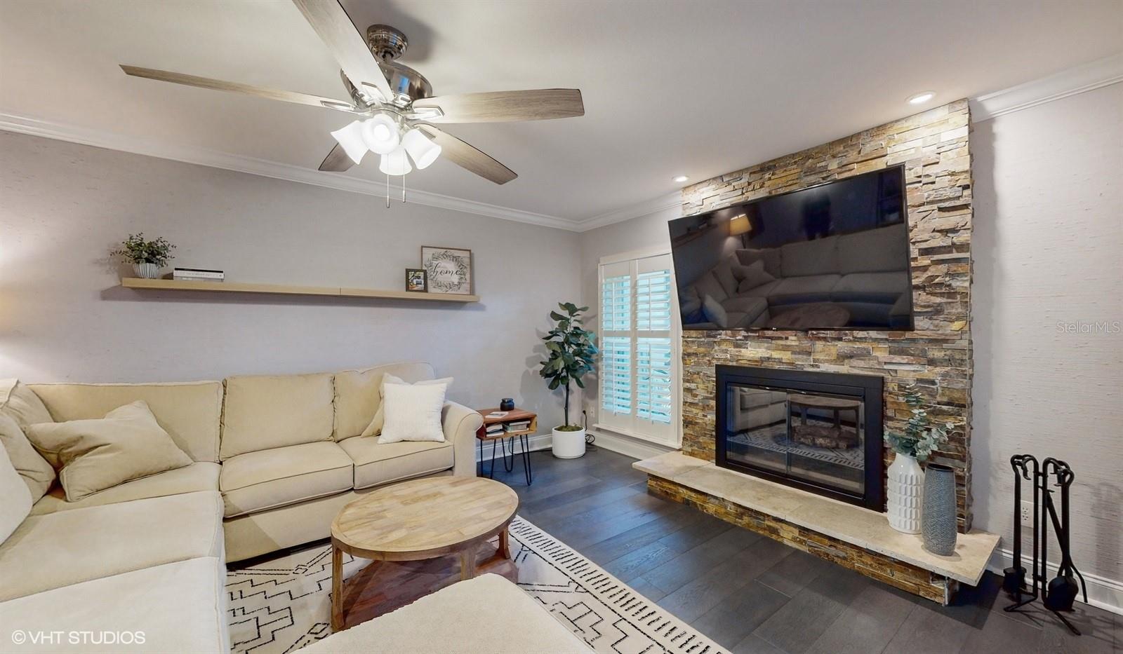 2515 CROWDER LN #16, TAMPA, FL, 33629