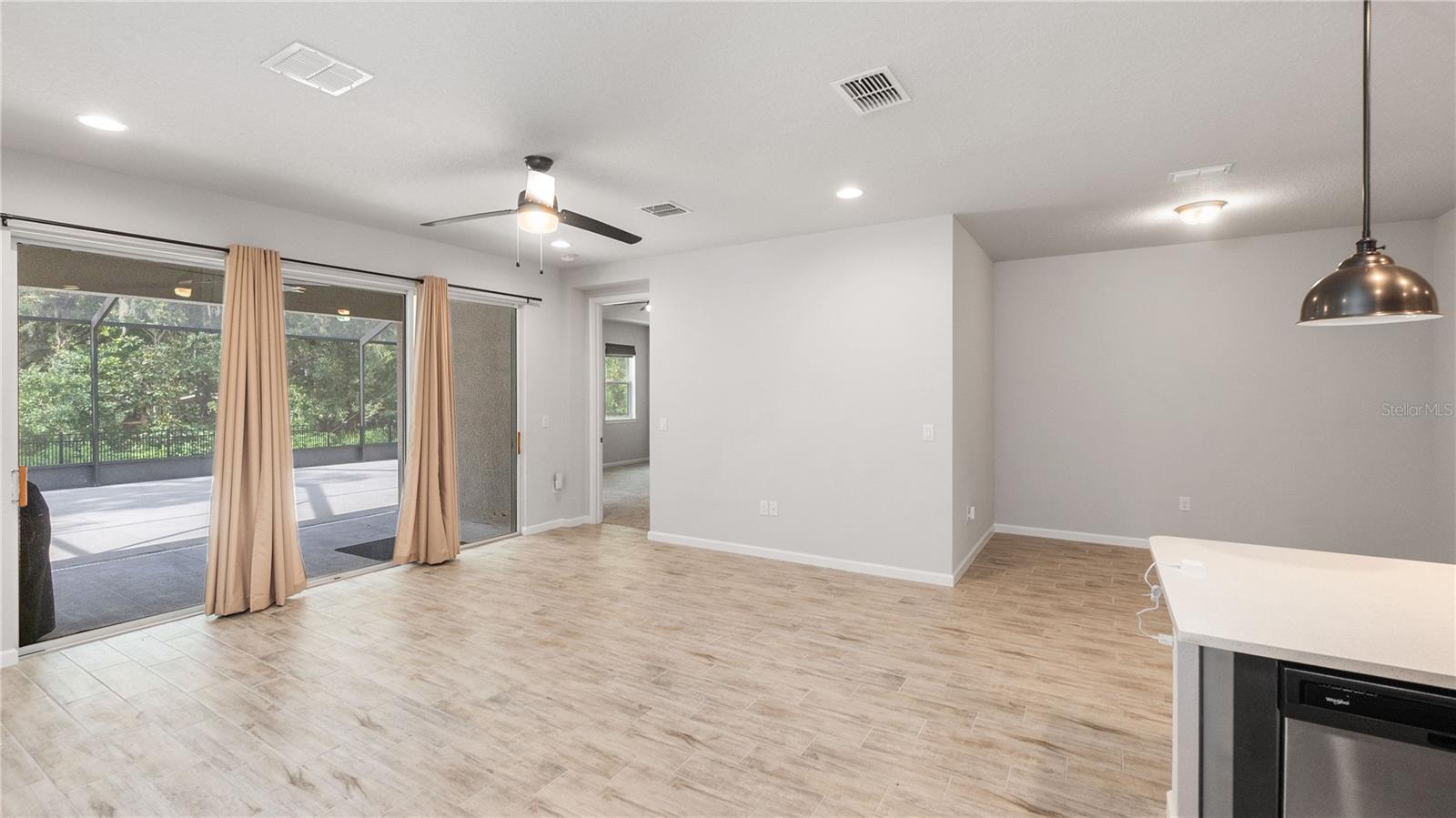 11406 BLUE WOODS DR, RIVERVIEW, FL, 33569