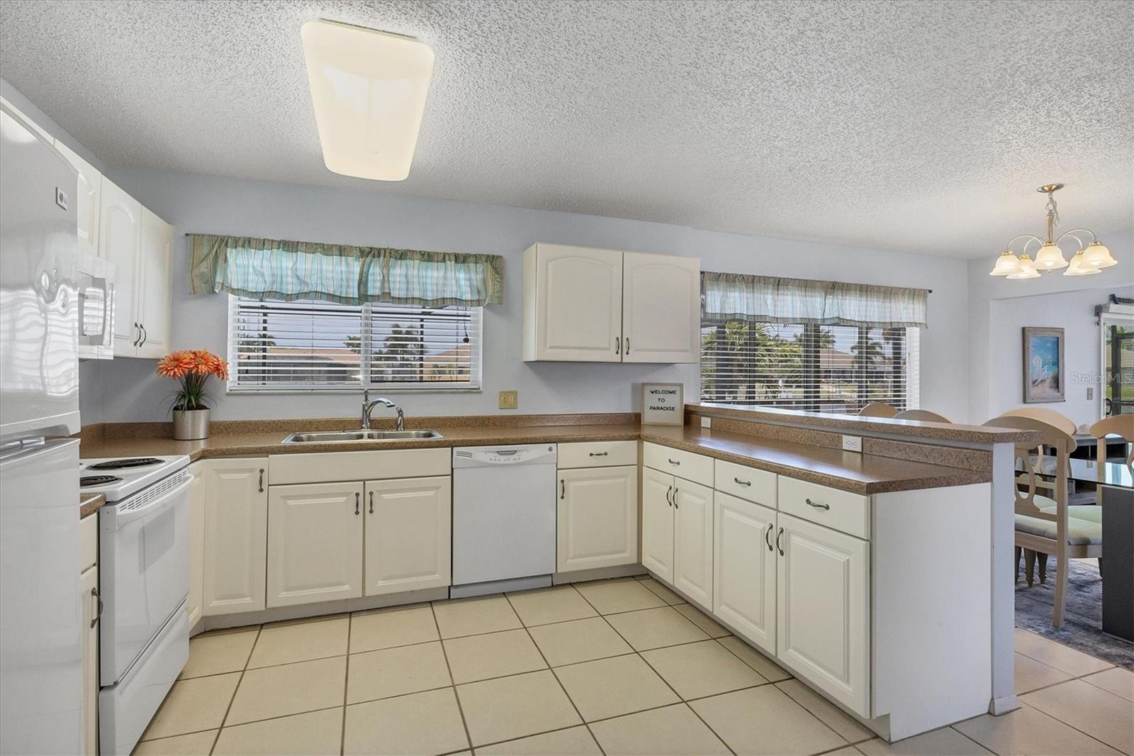 17103 HORIZON LN, PORT CHARLOTTE, FL, 33948