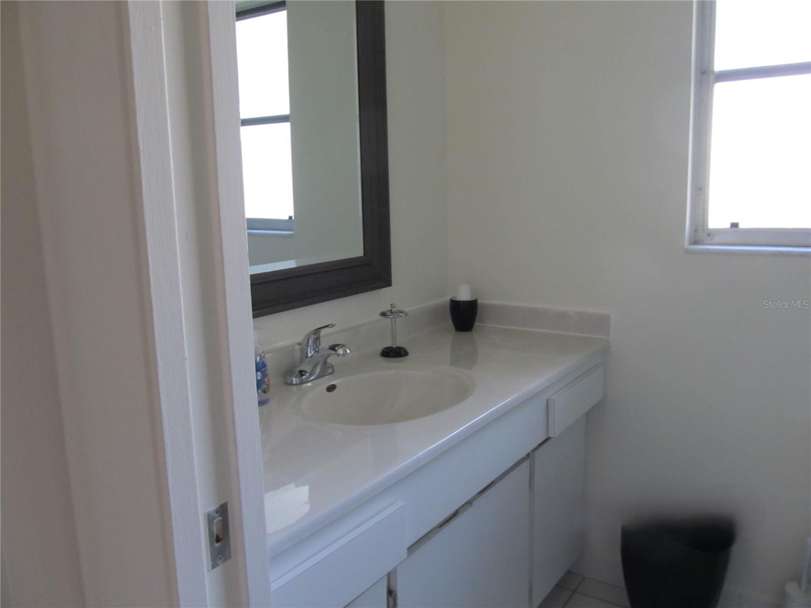 7050 W COUNTRY CLUB DR N #10-A, SARASOTA, FL, 34243