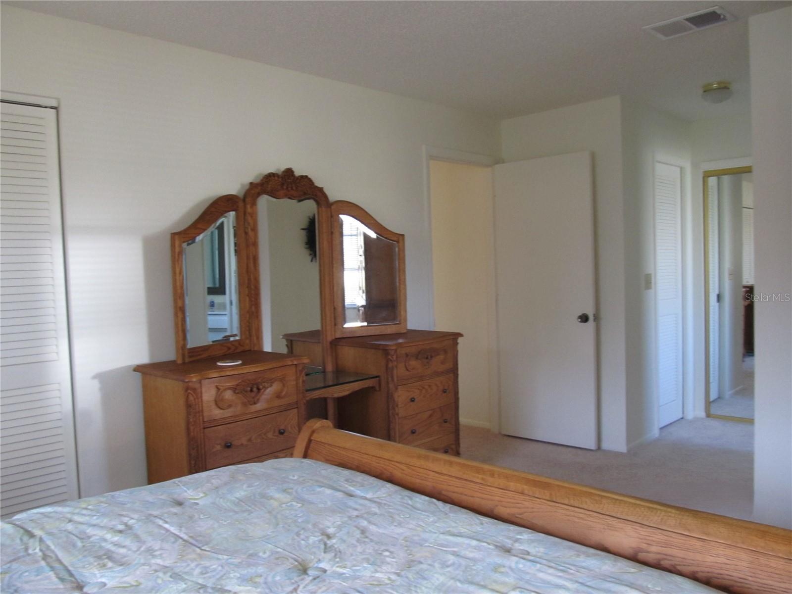 7050 W COUNTRY CLUB DR N #10-A, SARASOTA, FL, 34243