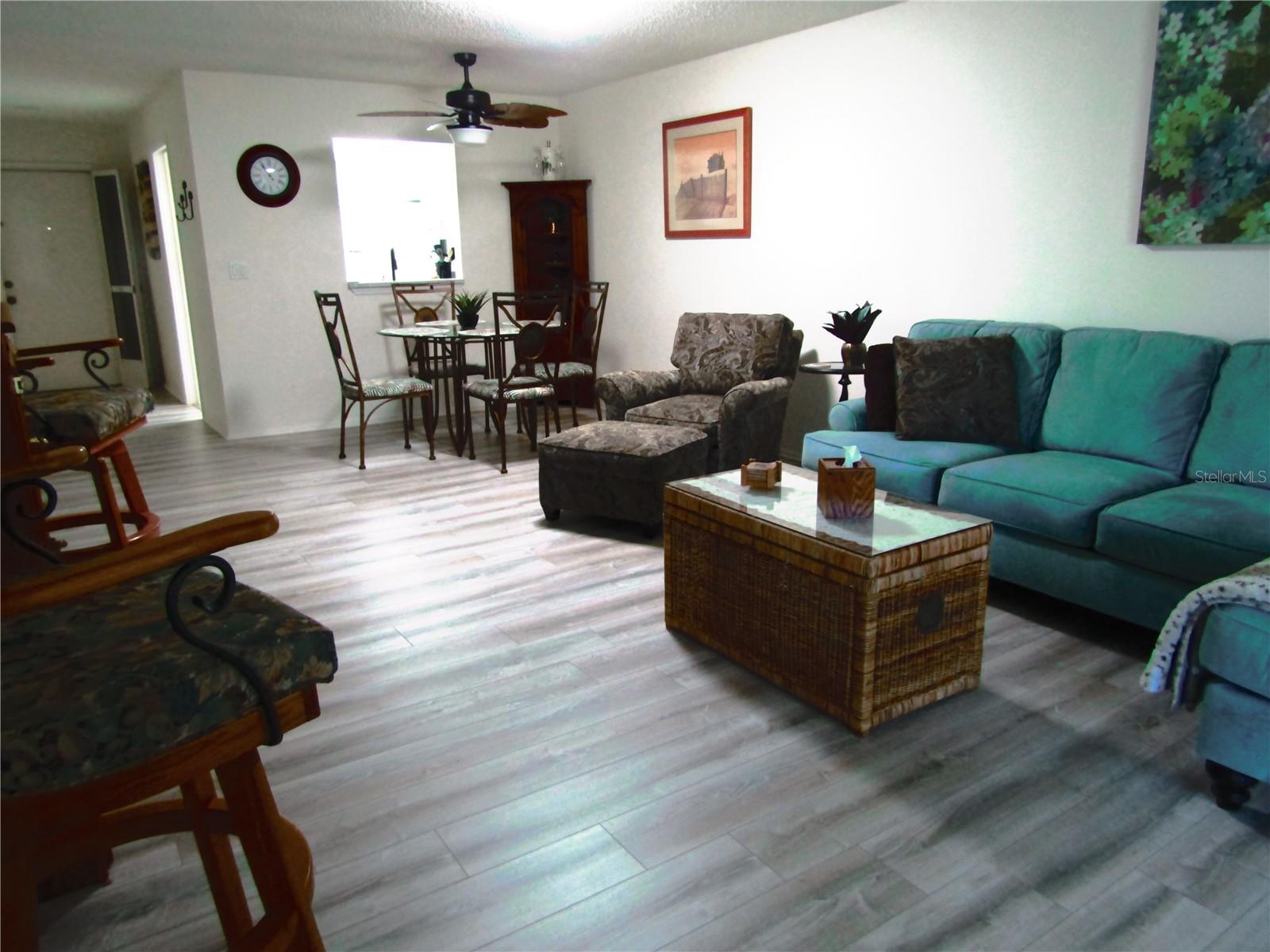 7050 W COUNTRY CLUB DR N #10-A, SARASOTA, FL, 34243