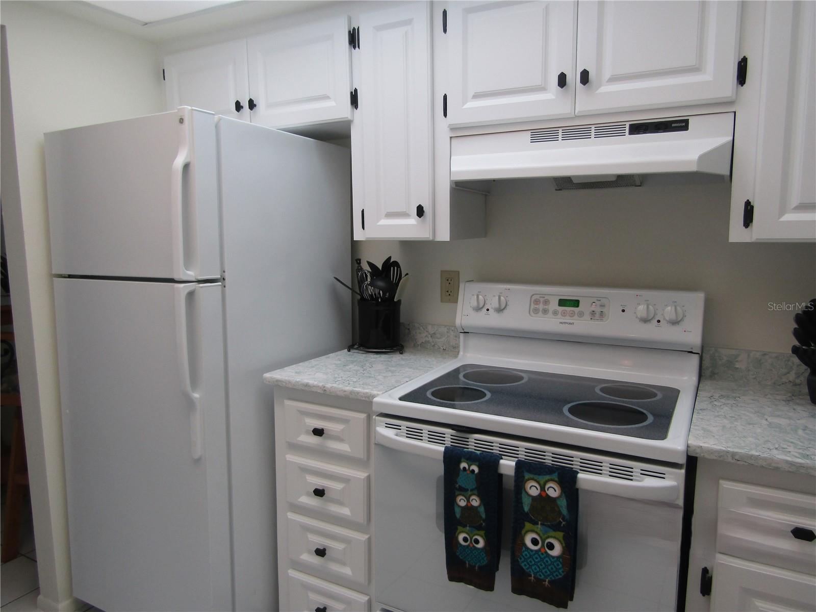 7050 W COUNTRY CLUB DR N #10-A, SARASOTA, FL, 34243