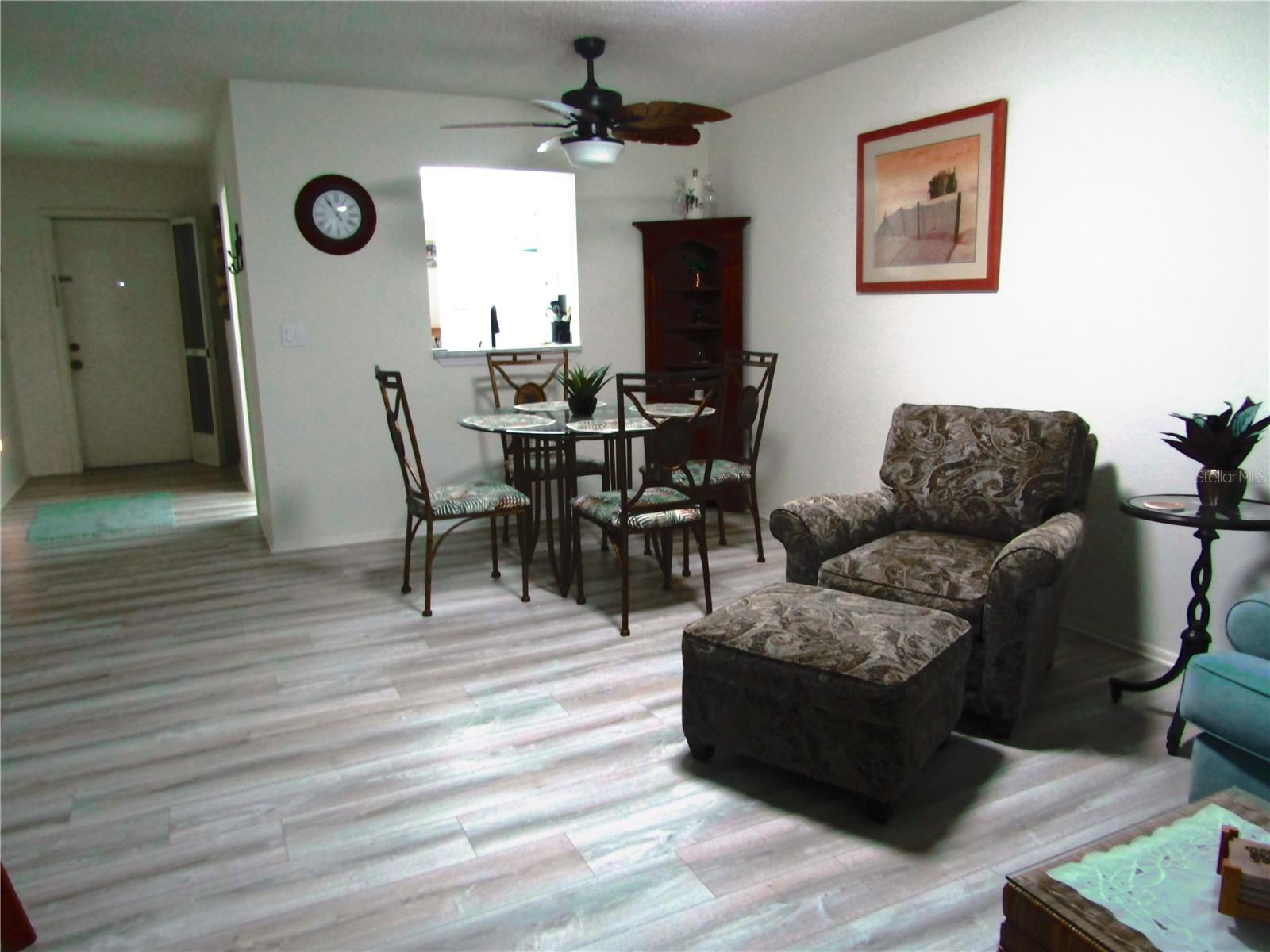 7050 W COUNTRY CLUB DR N #10-A, SARASOTA, FL, 34243