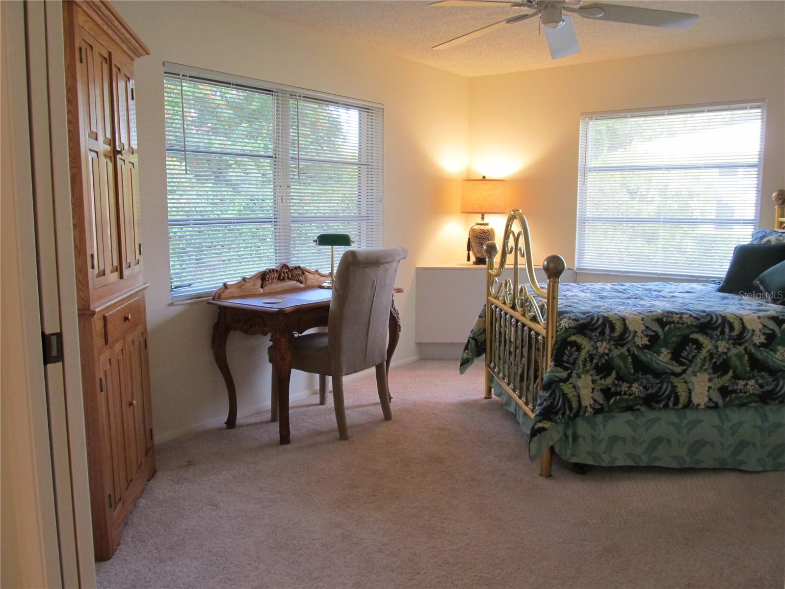 7050 W COUNTRY CLUB DR N #10-A, SARASOTA, FL, 34243