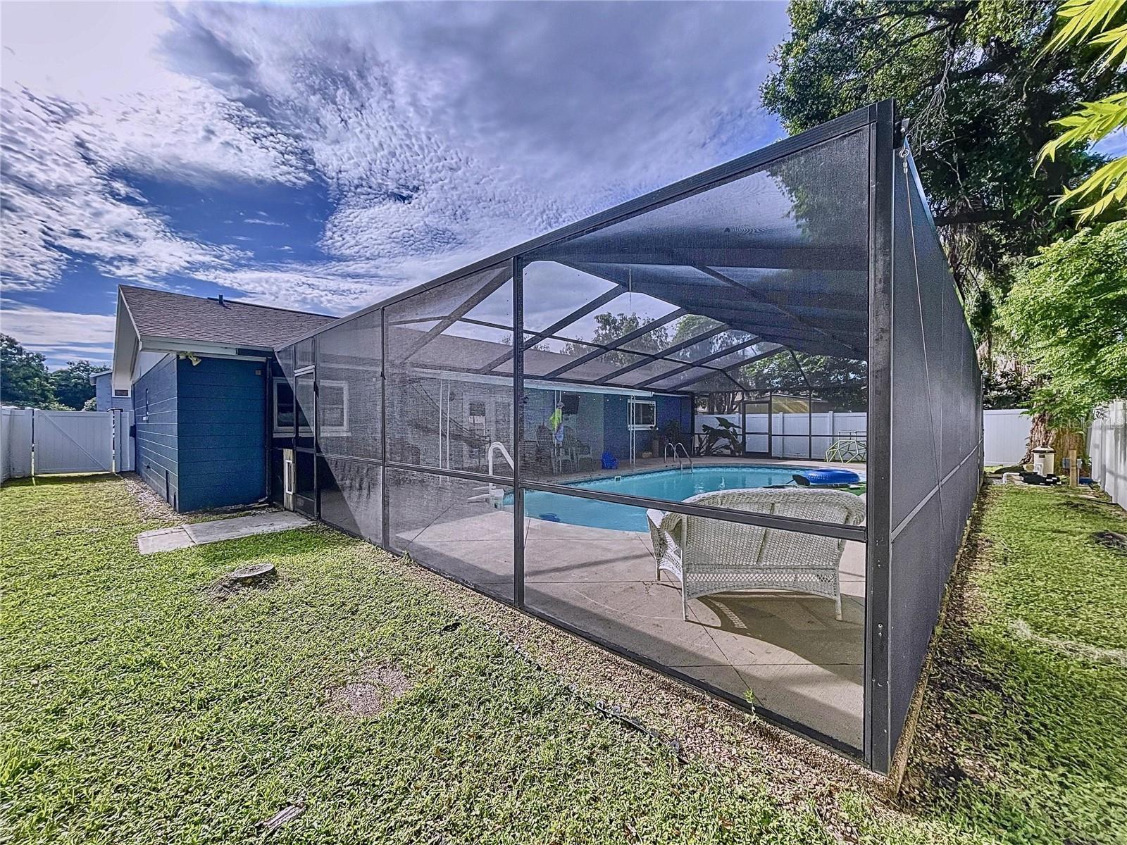 2215 SHERBROOK DR, VALRICO, FL, 33594