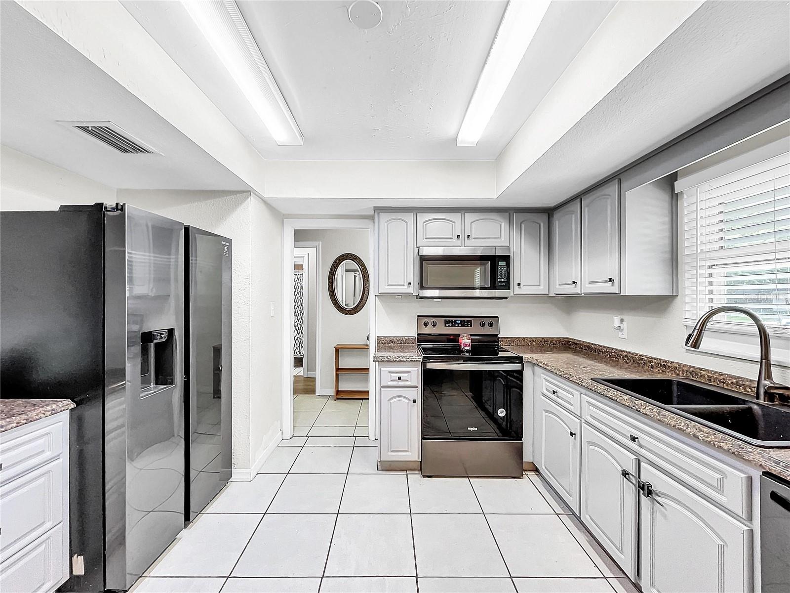 2215 SHERBROOK DR, VALRICO, FL, 33594