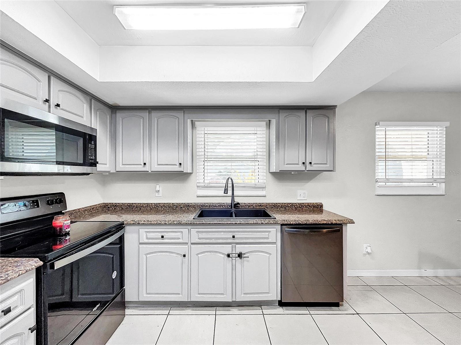 2215 SHERBROOK DR, VALRICO, FL, 33594