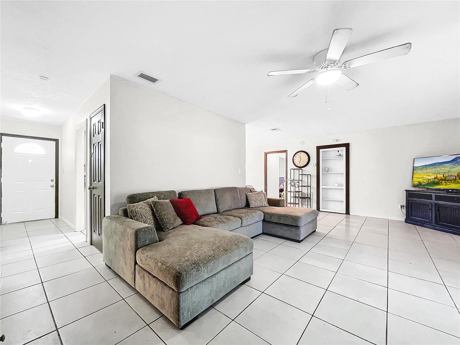 2215 SHERBROOK DR, VALRICO, FL, 33594