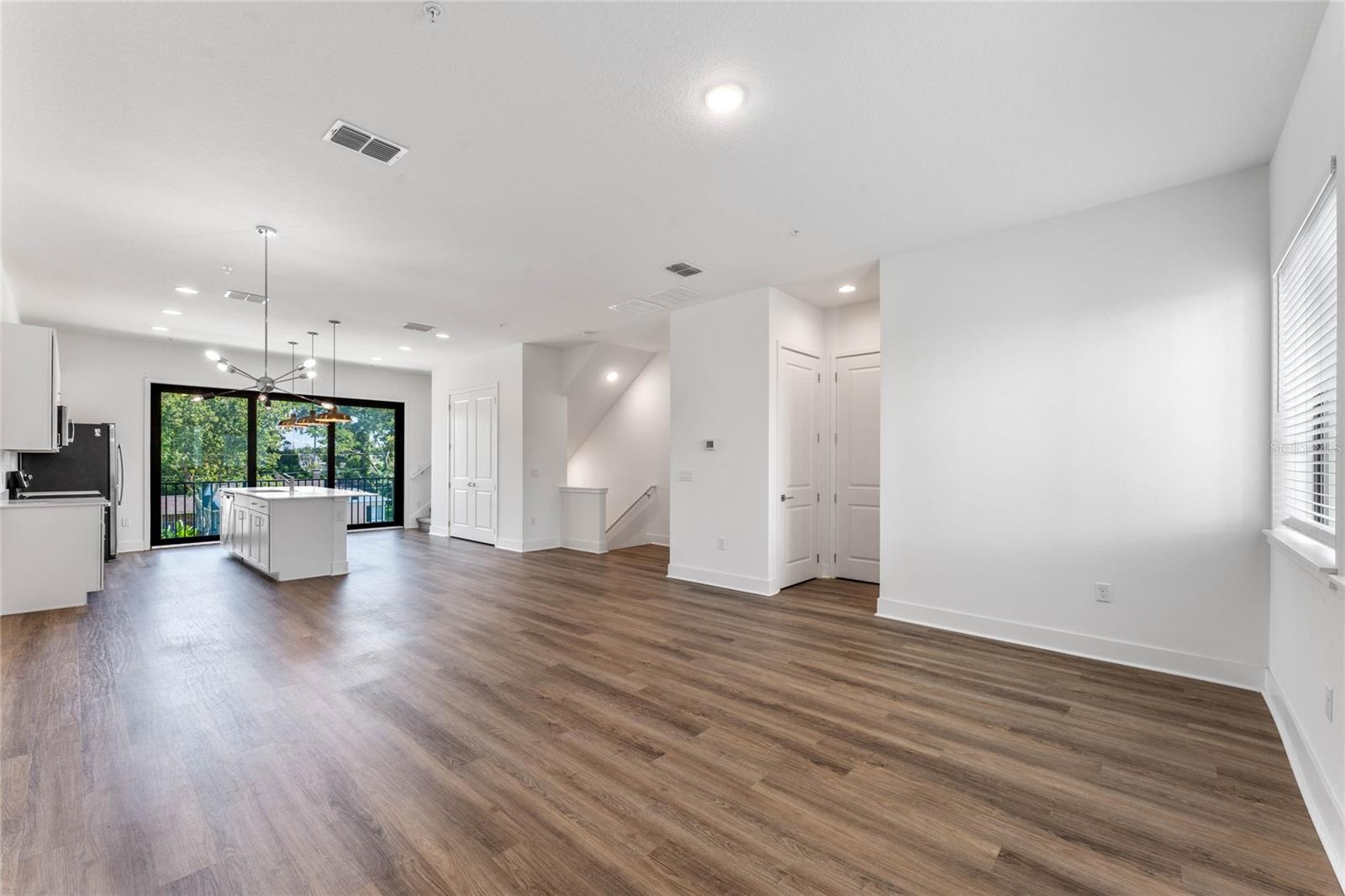 38 W HARDING ST #B, ORLANDO, FL, 32806