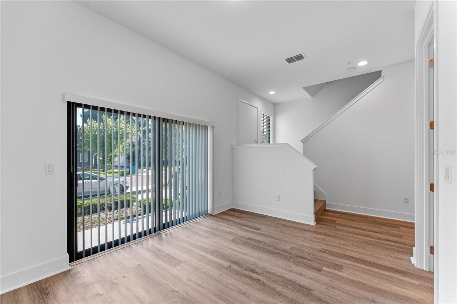 42 W HARDING ST #B, ORLANDO, FL, 32806