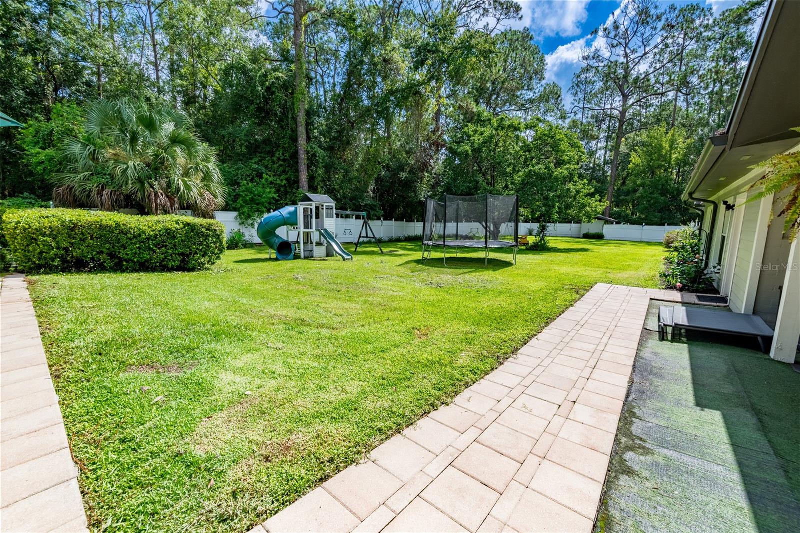 1525 E CALL ST, STARKE, FL, 32091