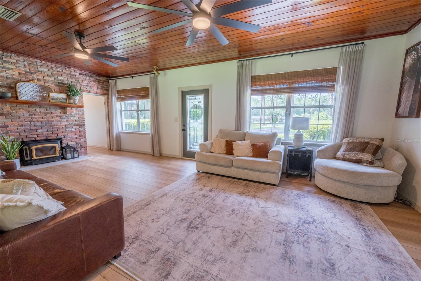 1525 E CALL ST, STARKE, FL, 32091