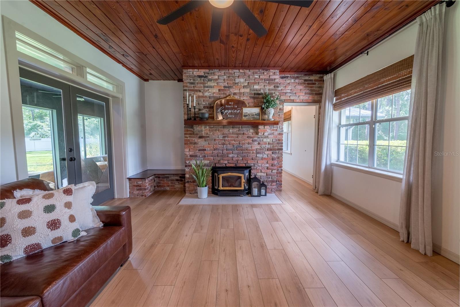 1525 E CALL ST, STARKE, FL, 32091
