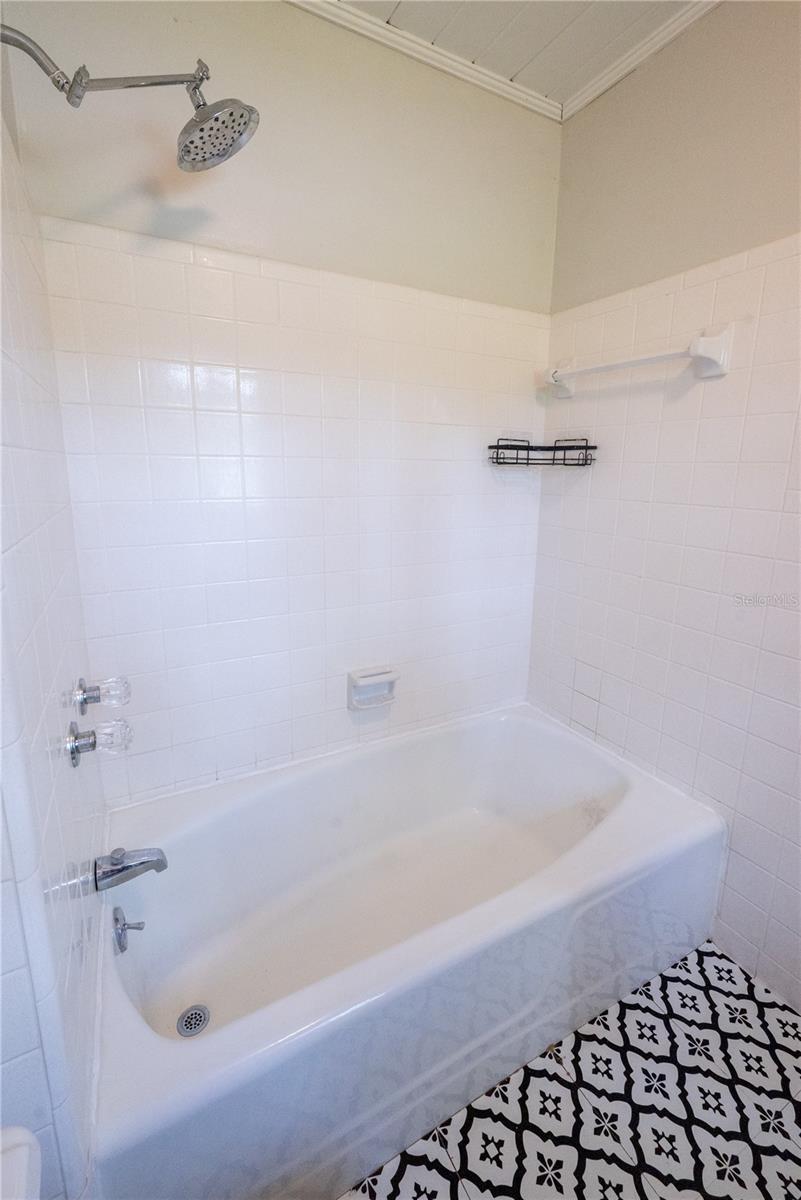 1525 E CALL ST, STARKE, FL, 32091