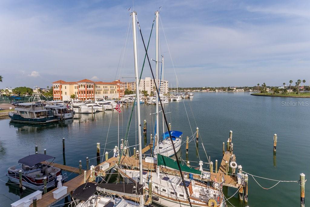 10355 PARADISE BLVD #211, TREASURE ISLAND, FL, 33706