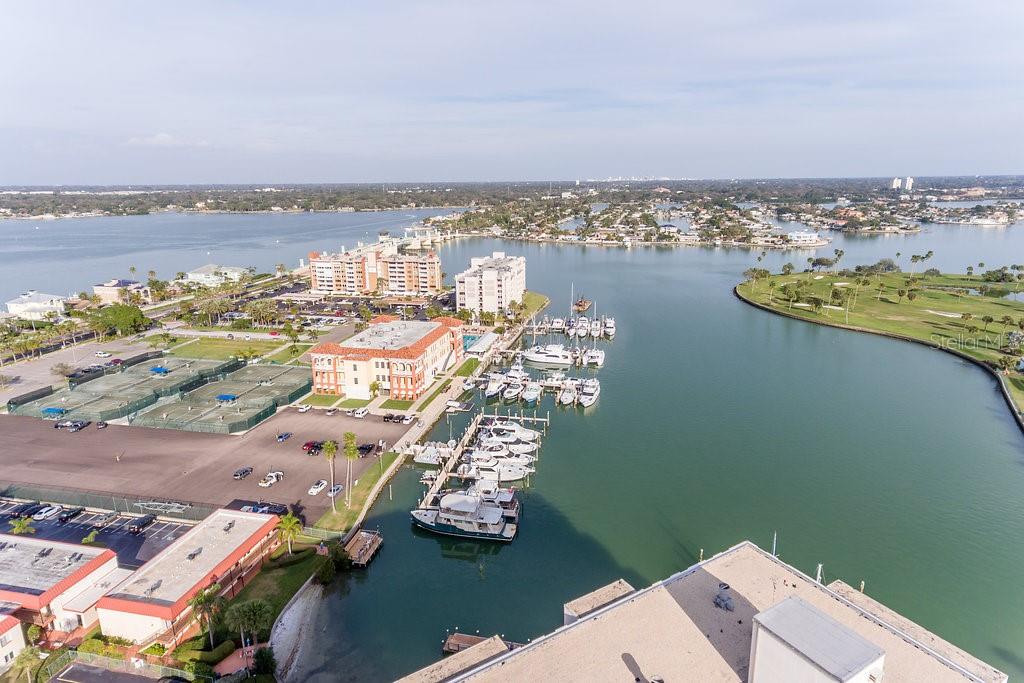 10355 PARADISE BLVD #211, TREASURE ISLAND, FL, 33706