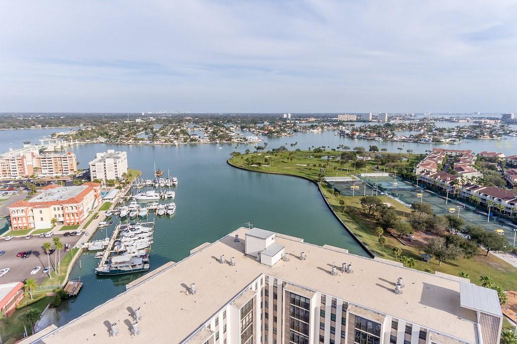 10355 PARADISE BLVD #211, TREASURE ISLAND, FL, 33706