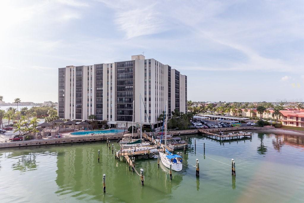 10355 PARADISE BLVD #211, TREASURE ISLAND, FL, 33706