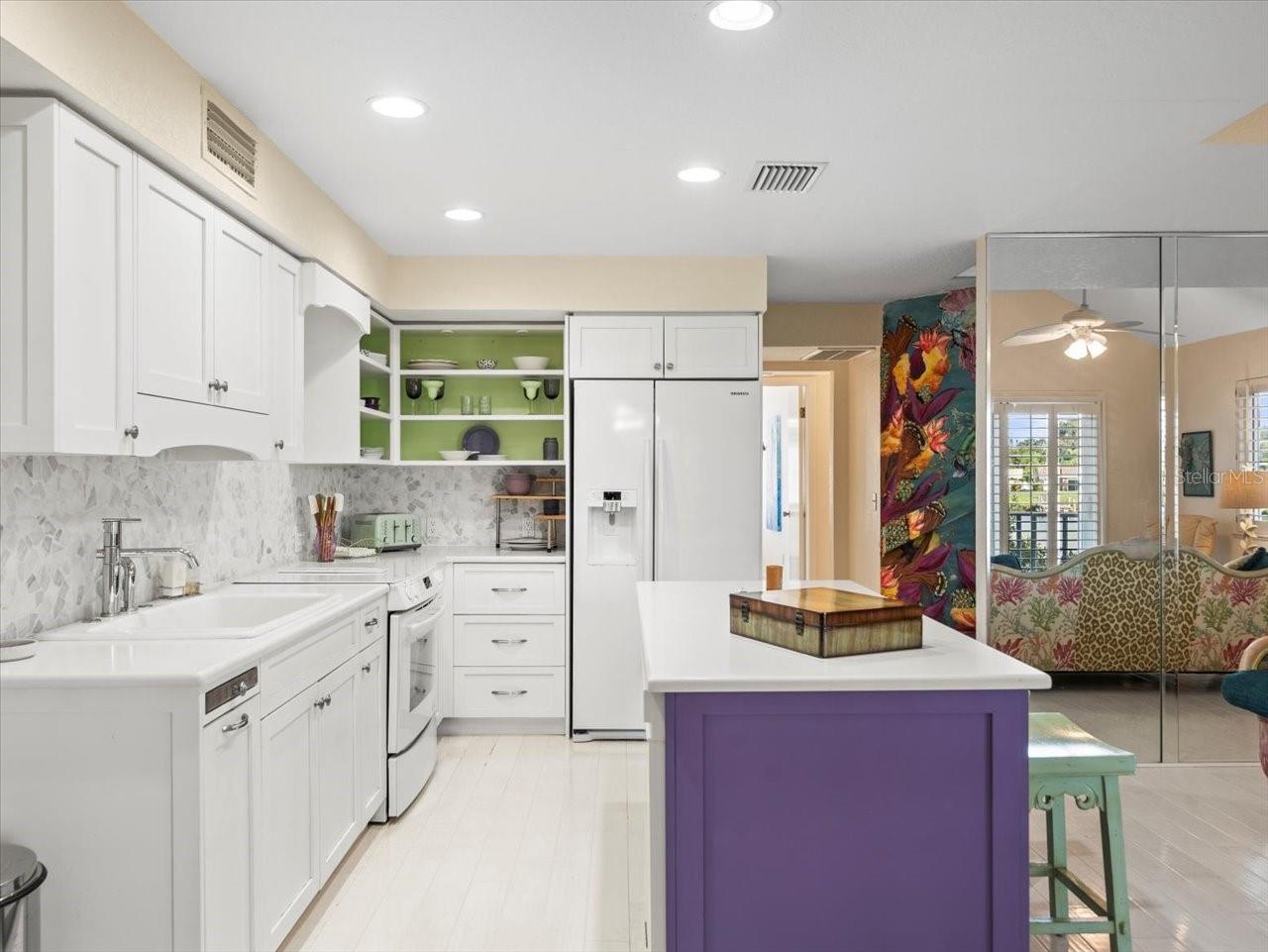 U8252027 Property Photo