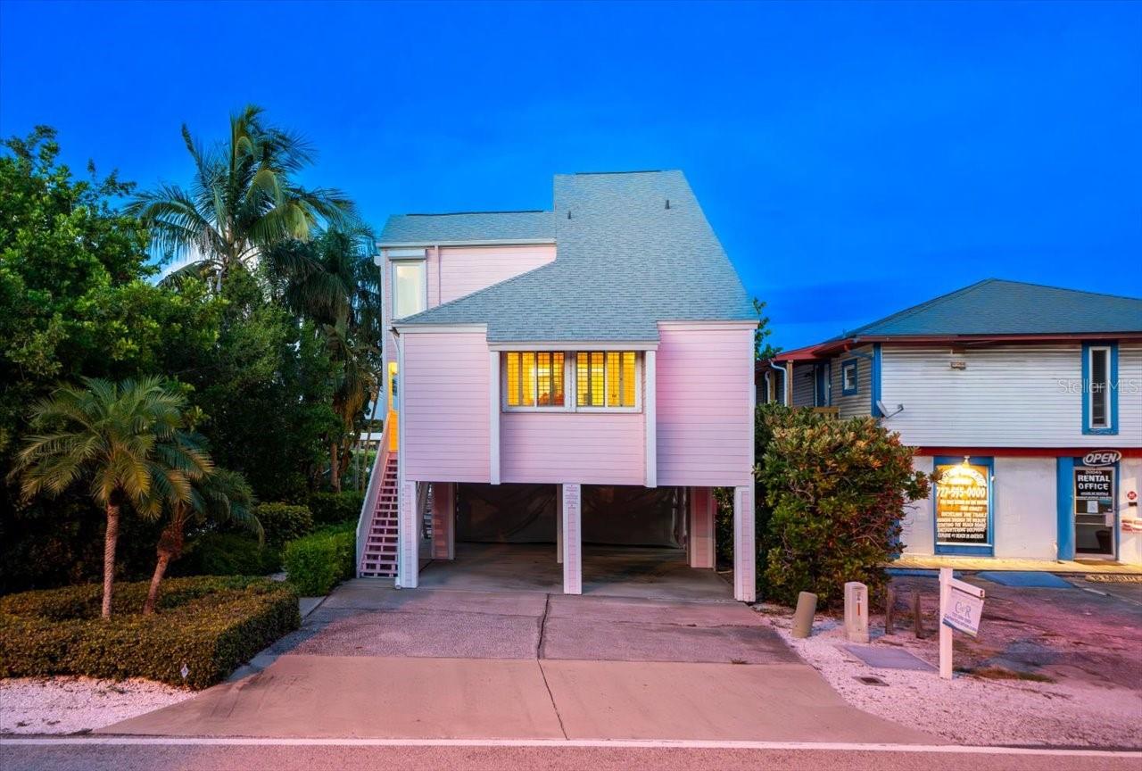 U8252027 Property Photo