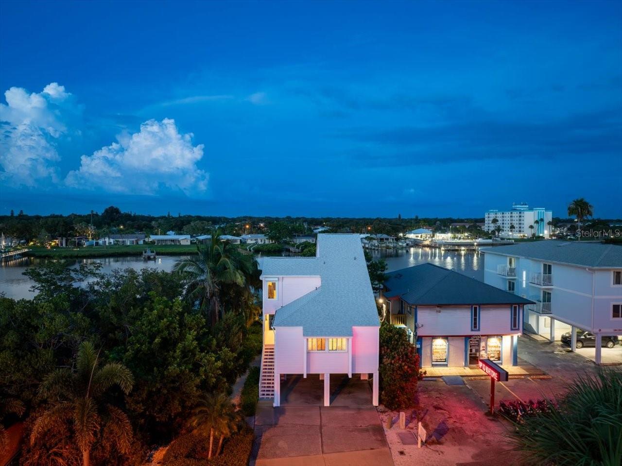 U8252027 Property Photo