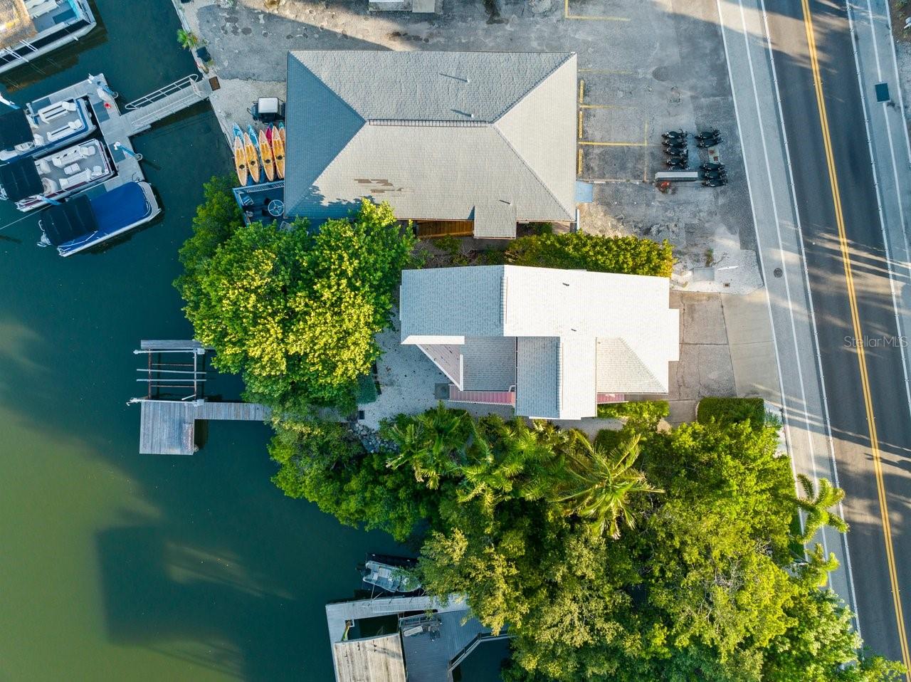 U8252027 Property Photo