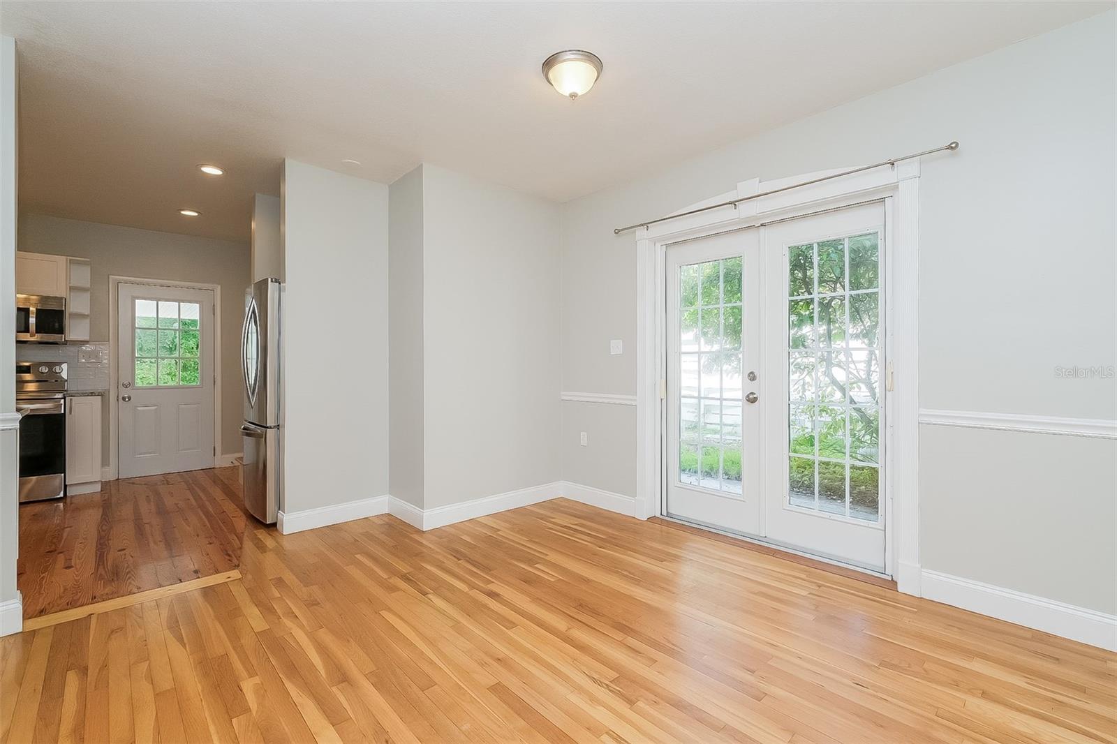 1415 E HENRY AVE, TAMPA, FL, 33604