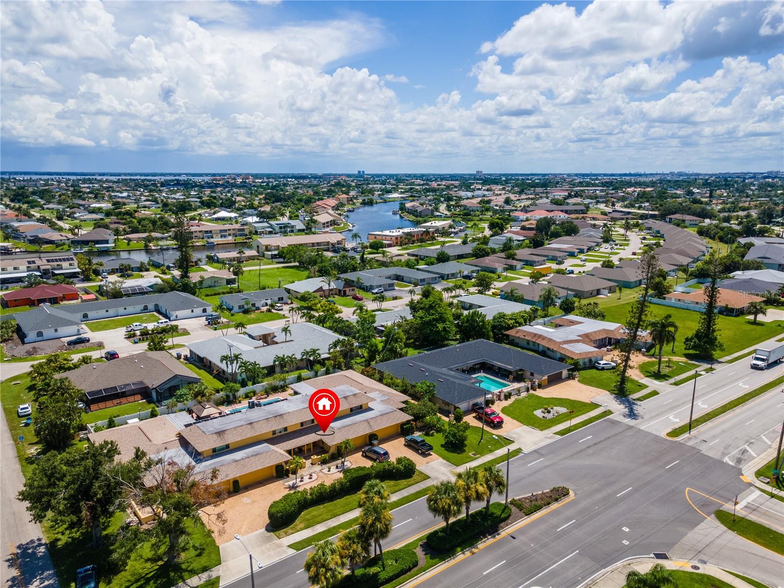 3605 COUNTRY CLUB BLVD #C, CAPE CORAL, FL, 33904