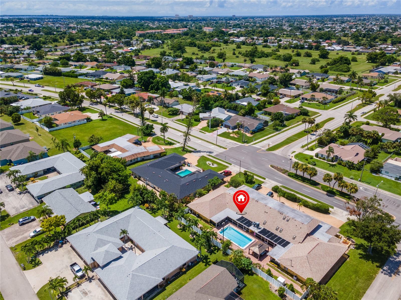 3605 COUNTRY CLUB BLVD #C, CAPE CORAL, FL, 33904