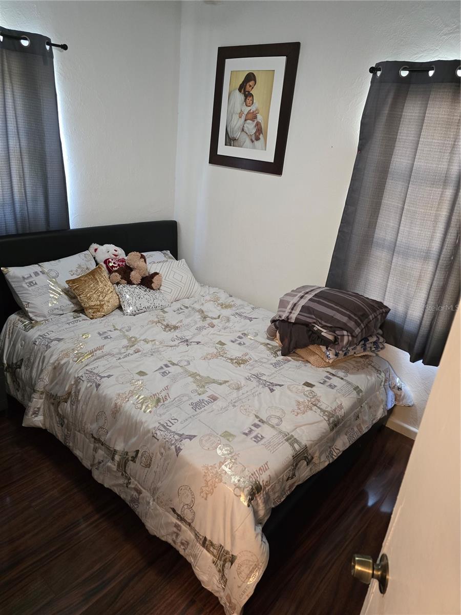 2012 VINCENT RD, ORLANDO, FL, 32817
