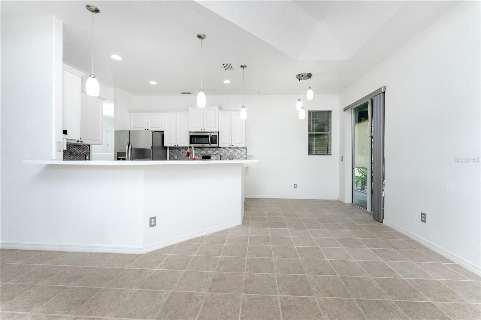 4563 S CHAMBERLAIN BLVD, NORTH PORT, FL, 34286