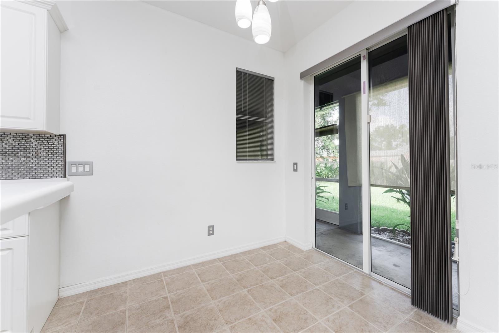 4563 S CHAMBERLAIN BLVD, NORTH PORT, FL, 34286