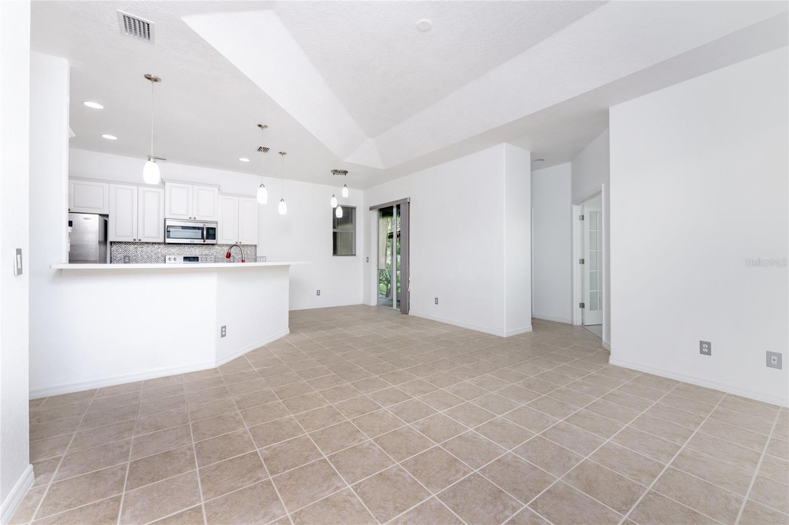 4563 S CHAMBERLAIN BLVD, NORTH PORT, FL, 34286