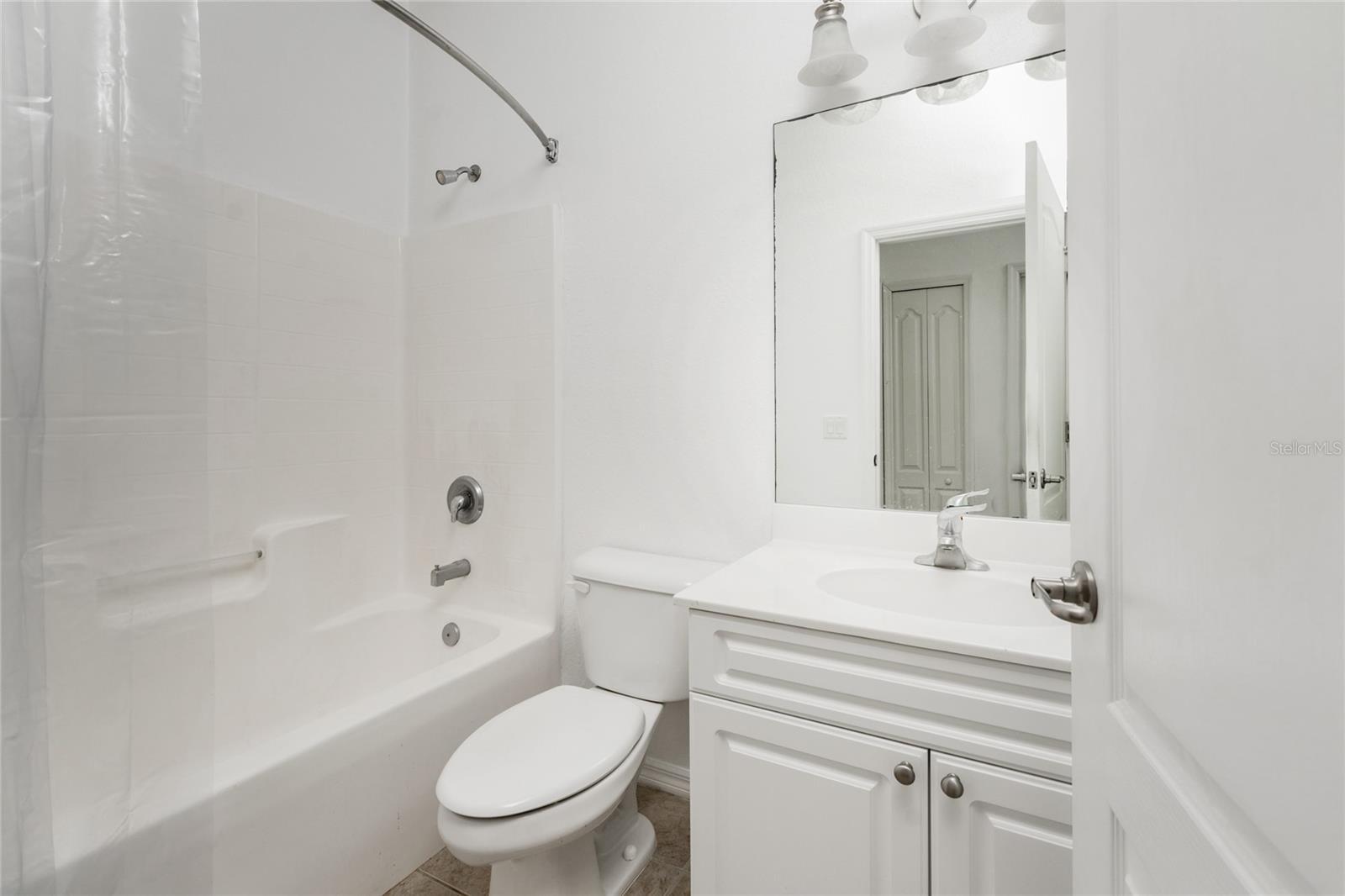 4563 S CHAMBERLAIN BLVD, NORTH PORT, FL, 34286