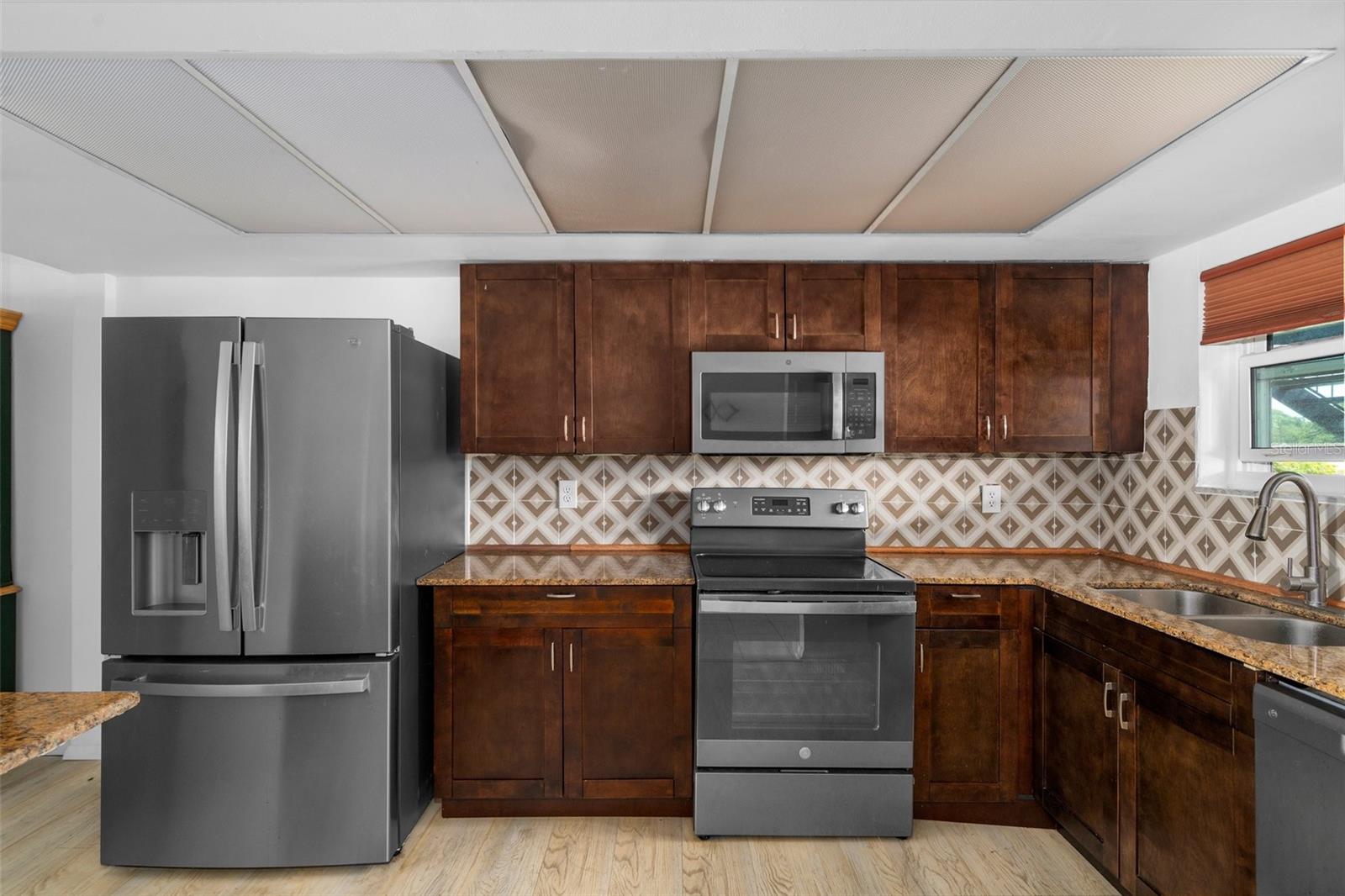 4518 GARNET DR #202, NEW PORT RICHEY, FL, 34652